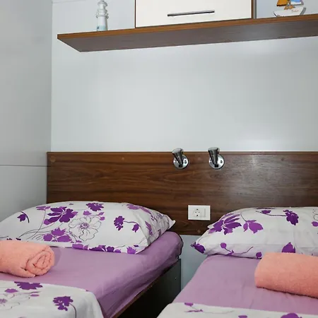 Apartmanovy Dom Pri Plazi * Vodice
